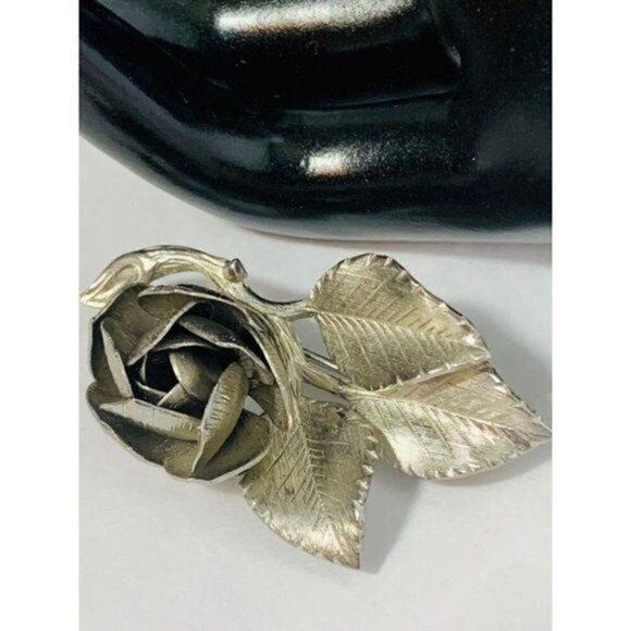 Vintage GIOVANNI Flower Rose Brooch - Picture 1 of 7